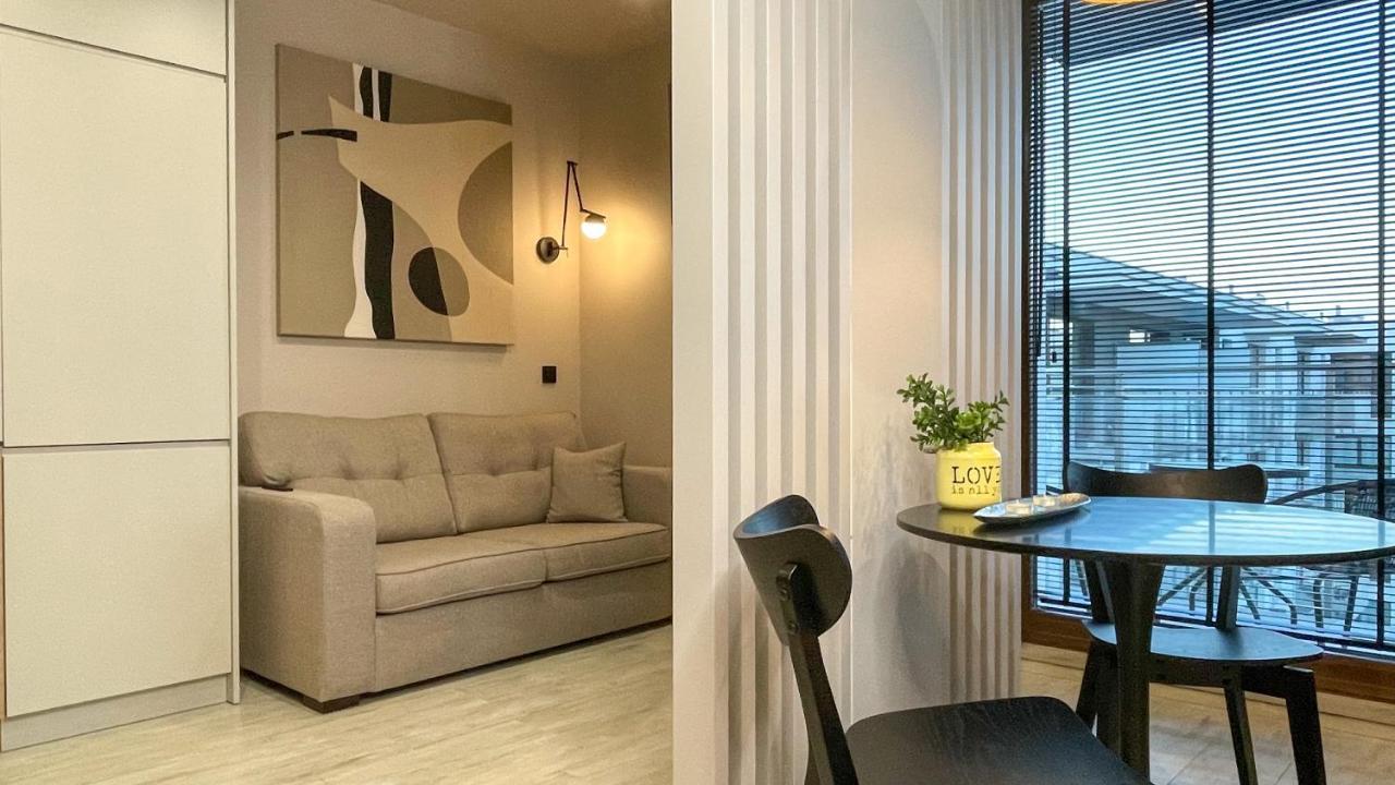 ורשה Comfortable 1-Room Apartment Close To The Center מראה חיצוני תמונה