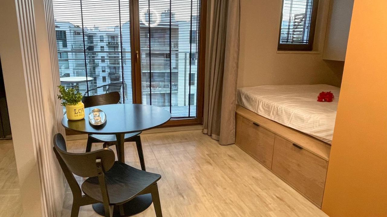 ורשה Comfortable 1-Room Apartment Close To The Center מראה חיצוני תמונה